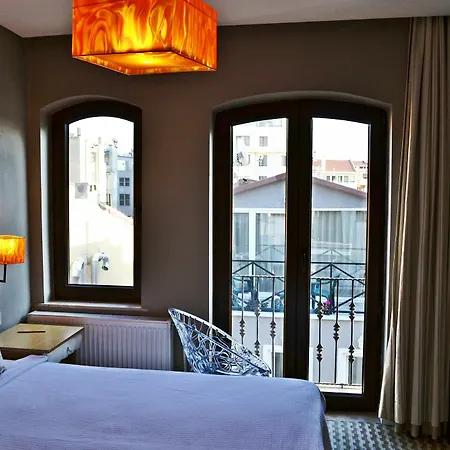 Montena (adults Only) 3*